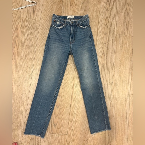 Abercrombie & Fitch Ankle Straight Jeans High Rise Jeans - Picture 4 of 5
